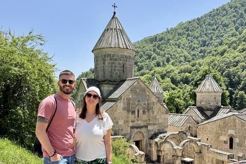 Sevan Lake en Dilijan Privétour : Kloosters & Natuur