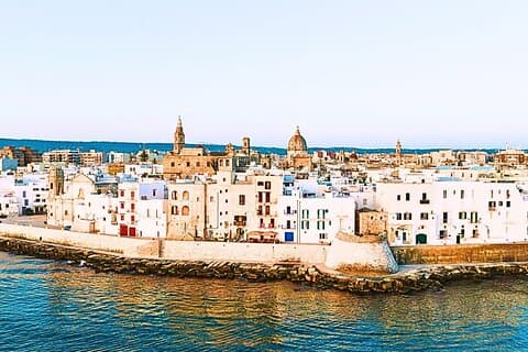 Bari-Selbstführung mit Audioguide und der i-Tourist-App