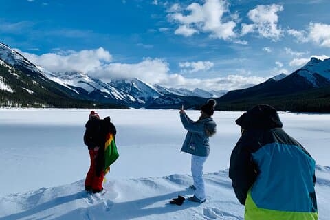 Banff Winter Walk: Including Ice Cleats + Transportation 2.5hrs