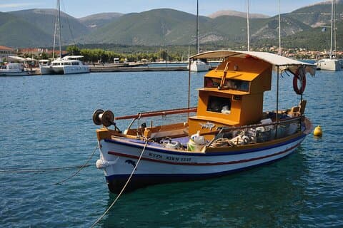 Argostoli com Cave Melissani e degustação de vinhos em Kefalonia