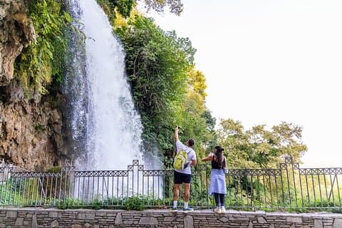 Tour privato : intera giornata alle Terme Pozar e alle Cascate di Edessa