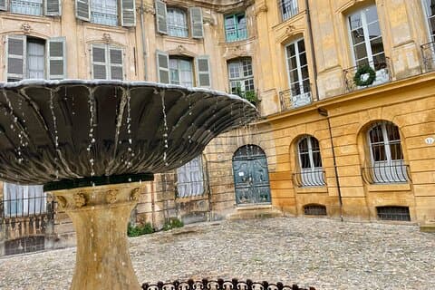 Excursion privée d'une demi-journée à Aix-en-Provence Explorez la ville de Cézanne