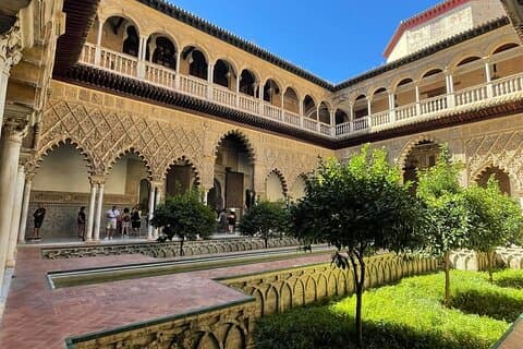 Tour to the Real Alcázar Tickets included