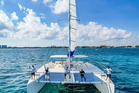 Isla Mujeres Catamaran Kryssning och Beach Club från Riviera Maya
