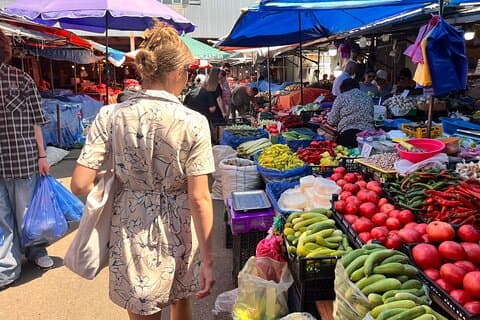 Visite gastronomique de Tbilissi avec marché local et métro (tout compris)