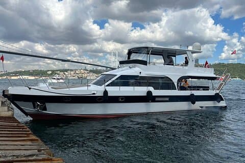 2 Hour Truly Private Yacht Exclusively for Family and Friends
