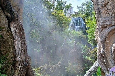 Dantewada (Das Engelland) und Bua Tong Sticky Wasserfall Tour