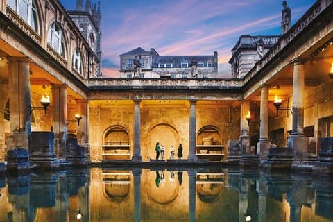 Hoteller i nærheden af Stonehenge, Bath and Roman Baths