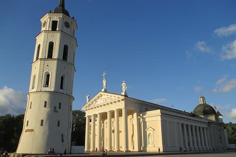 Privat dagstur Vilnius til Riga via Kaunas Sugihara Museum