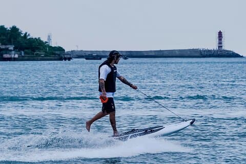 1v1 Electric Surfboard Coaching Session