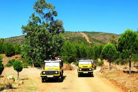Dalyan Jeep Safari Tour med Koycegiz Lake och Yuvarlakcay