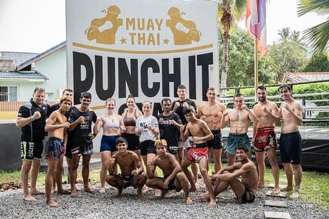 Entraînement Muay Thaï à Koh Samui avec des combattants thaïlandais