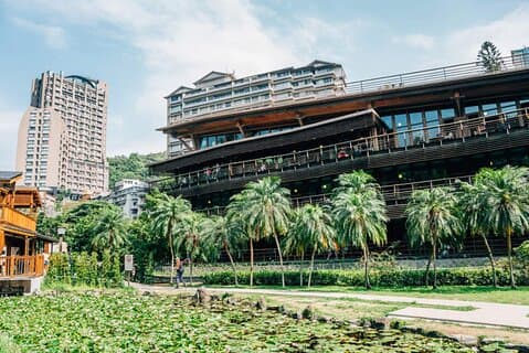 Visite de Yangmingshan Beitou Qingtiangang au départ de Taipei