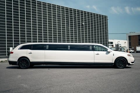 Privat Lyx Transfer från YUL till Mont Tremblant