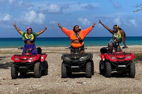 Tour privato da Ocho Rios a Rio Nuevo in buggy ATV
