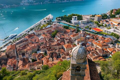 MONTENEGRO Tour (UNESCO Kotor & St. Stefano) da Tirana, Durazzo, Golem