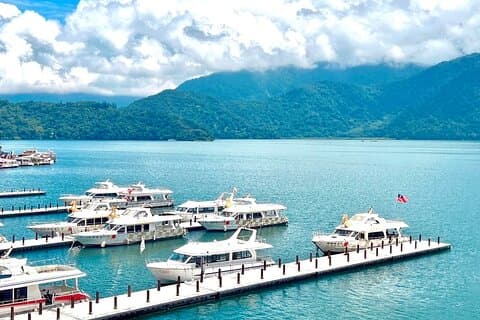Sun Moon Lake guidet tur avgår fra Ximen stasjon Taipei