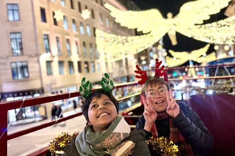 Hotell i nærheten av London Christmas Lights Tour by Vintage Double-Decker Bus