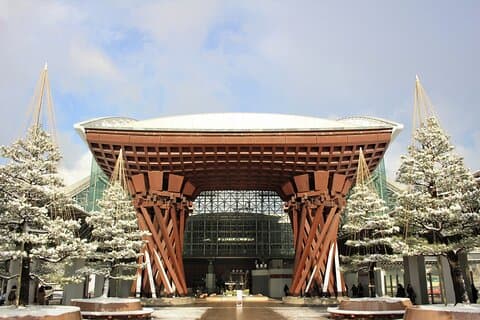 Bus fra Osaka til Kanazawa
