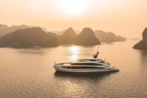 Halong und Lan Ha Bay Tagestour mit Kajak und Mittagessen