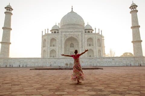 Taj Mahal & Agra Tour fra Bengaluru med returflyvning