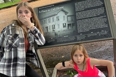 Springfield Illinois Scavenger Hunt Walking Activity
