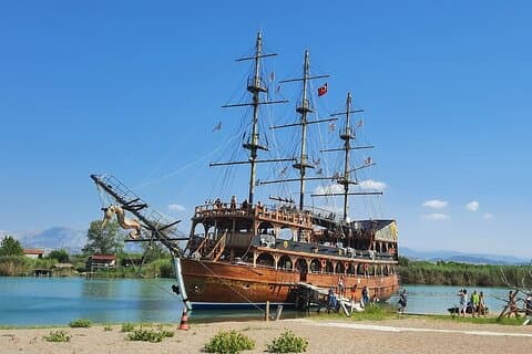Manavgat Bazaar Båtresa Lunch och läsk ingår från sidan