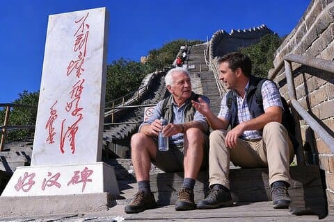 Peking Dual Heritage Tour: Badaling Great Wall und Guyaju Caves
