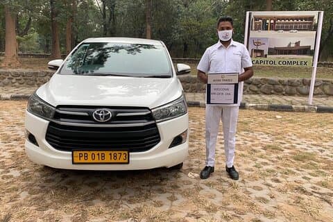 Excursões guiadas de táxi de Chandigarh para Punjab com transferências