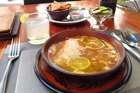 Tour gastronômico noturno em San Miguel: Alta gastronomia e chefs locais