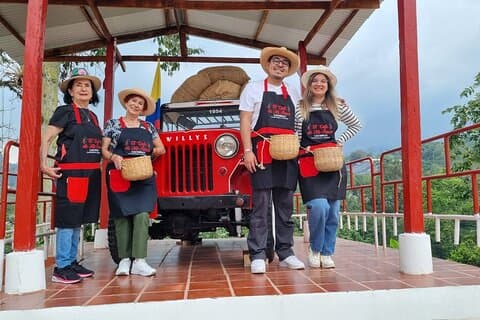 Do hotel : Colombian coffee farm & Exotic Fruits (excursão em grupo)
