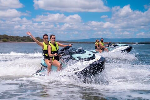 Aventura en Jetski de 3 horas en Gold Coast a Stradbroke Island