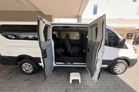 PLS Internationaler Flughafen Privater Transportservice