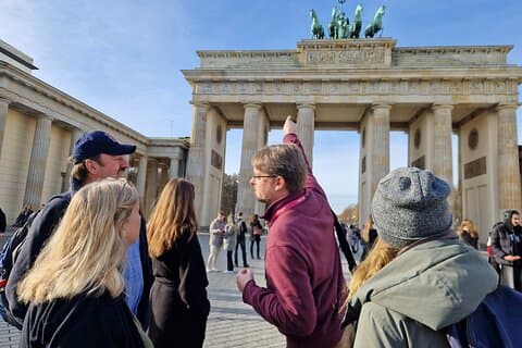 Berlin Immersion Custom VIP Privat fuld dag oplevelse