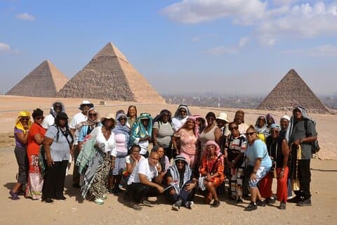 Fyra dagar från pyramider till tempel i det forntida Egypten