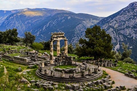 Delphi Private Luxustour ab Athen im Jahr 2026 Mercedes E-Klasse