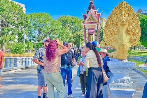 Sihanoukville Small Group Tour with English Guide