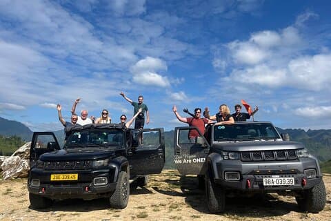 4D3N Ha Giang Loop New Model Jeep