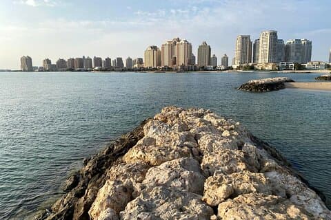 Escapada en kayak privado a una playa oculta
