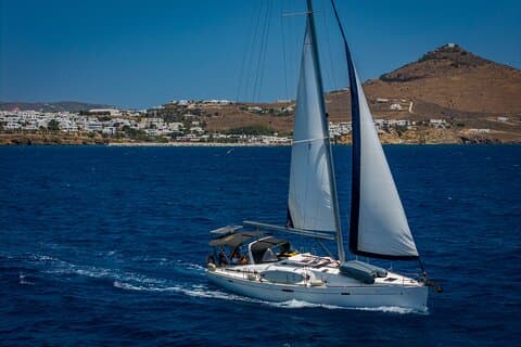 Private Full One-Day Tour Naxos & Heraklia SY AGERAS