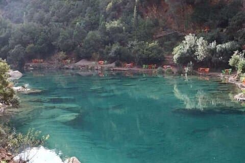 Gita di un giorno alle cascate di Akchour Chefchaouen e Tetouan da Tangeri