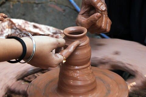 自分だけのモロッコ陶器本格ワークショップ