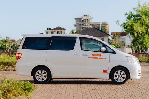 Private Transfer in Zanzibar with Parking Fees