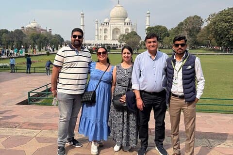 All Inclusive Taj Mahal, Agra Fort & Baby Taj Tagesausflug von Delhi
