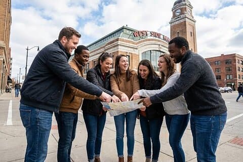 Erstaunlicher Kunstspaziergang in Ohio City Quest Acular Adventure