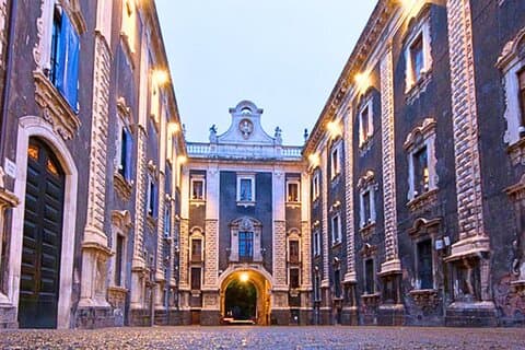 Catania Audio Tour with App : Duomo, Etna and Via Etnea