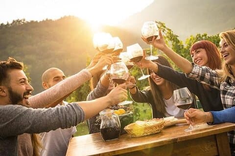 Light lunch and wine tasting in Garfagnana with sommelier