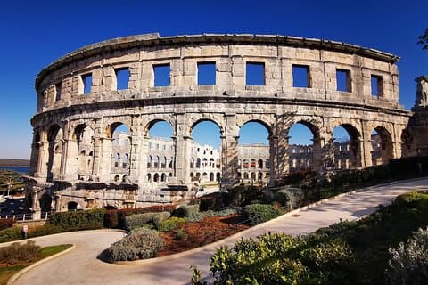 Pula 2 Hour Private Walking Tour with a local guide