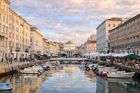 Grotta Gigante Cave och Trieste City Privat erfarenhet från Port