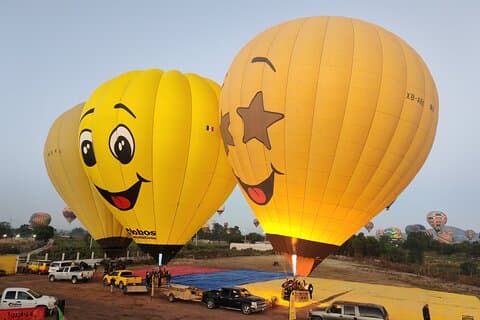 Luftballonflyvning og privat transport, guidet tur i Teotihuacan